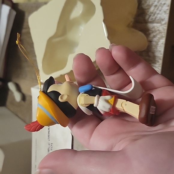 Vintage Disney Pinocchio Ornament - Picture 4 of 6